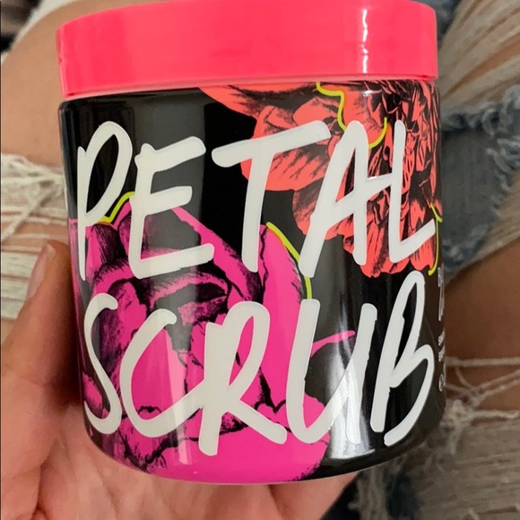 VS PINK SMOOTHING BODY POLISH - Picture 2 of 4